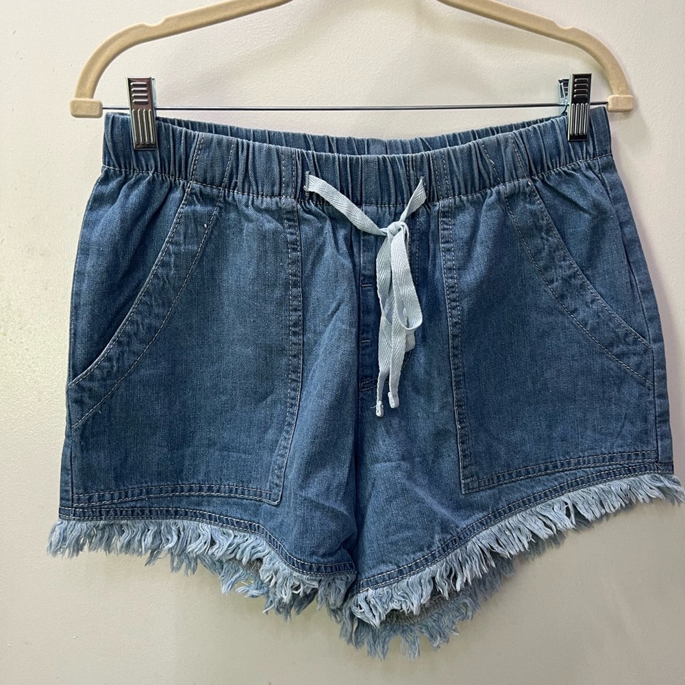 Women's Blue Denim Jean Shorts with Frayed Hem